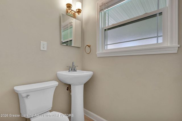 15499 Wood Road, Lansing, MI 48906