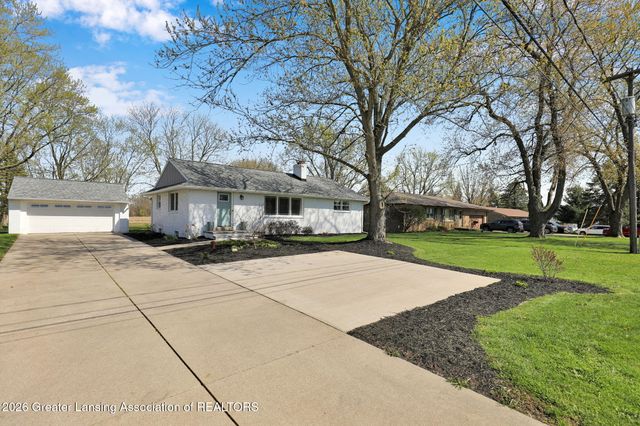 15499 Wood Road, Lansing, MI 48906