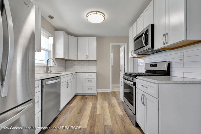 15499 Wood Road, Lansing, MI 48906