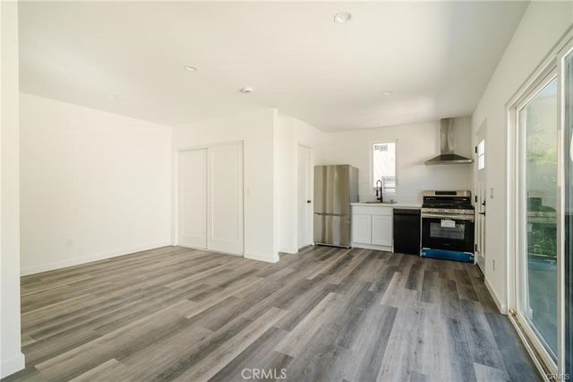 3023 Glendon Avenue, Los Angeles, CA 90034