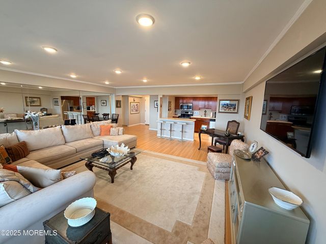 45 Ocean Avenue 4G, Monmouth Beach, NJ 07750