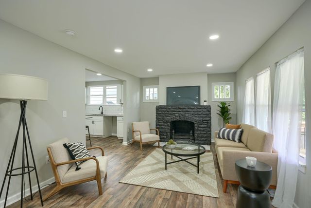 679 S Richardson Avenue, Columbus, OH 43204