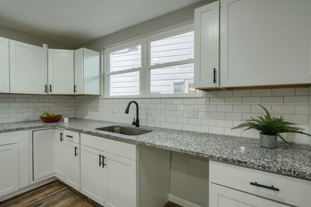 679 S Richardson Avenue, Columbus, OH 43204