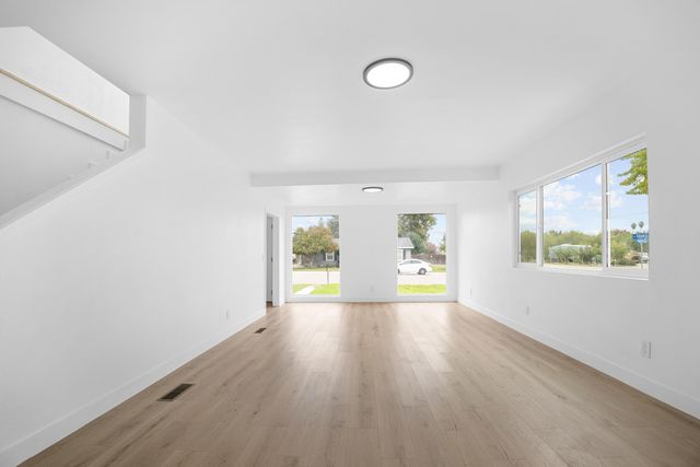 339 S Silva Street, Tulare, CA 93274