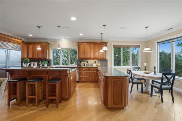 19975 Skyline Boulevard, Los Gatos, CA 95033