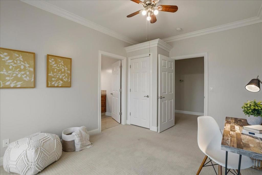 Image 38 of property listing at 19975 Skyline Boulevard, Los Gatos, CA 95033