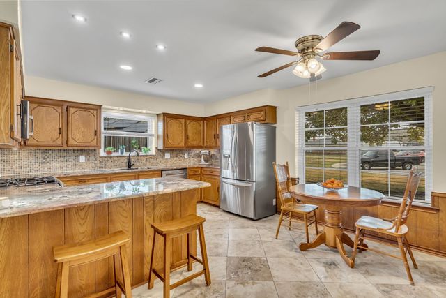 2521 Canterbury Court, Carrollton, TX 75006