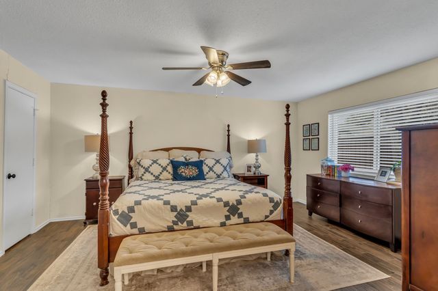 2521 Canterbury Court, Carrollton, TX 75006