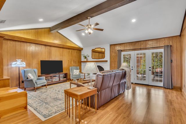 2521 Canterbury Court, Carrollton, TX 75006