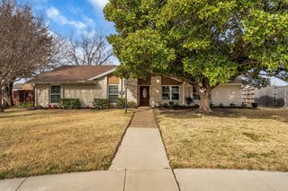 2521 Canterbury Court, Carrollton, TX 75006