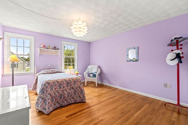 19 Noel Rd, Andover, MA 01810