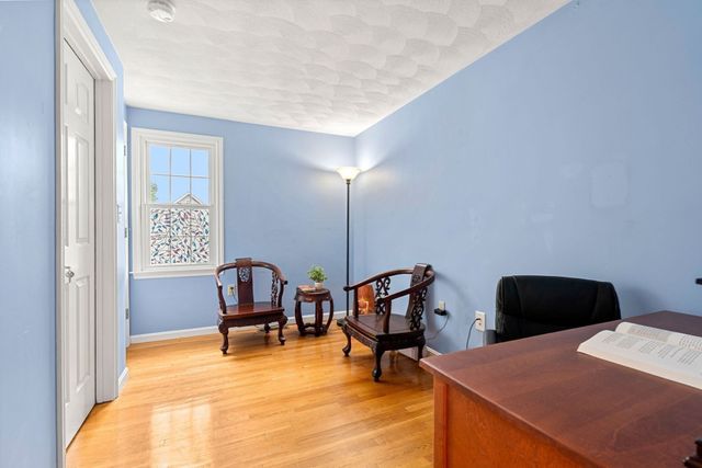 19 Noel Rd, Andover, MA 01810