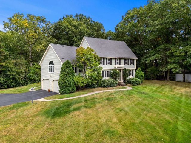 19 Noel Rd, Andover, MA 01810
