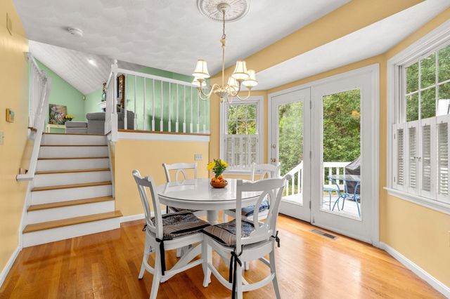 19 Noel Rd, Andover, MA 01810