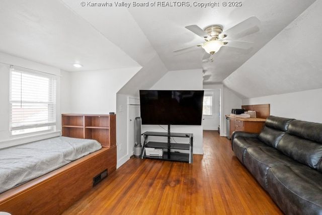 1814 Beechwood Drive, South Charleston, WV 25303