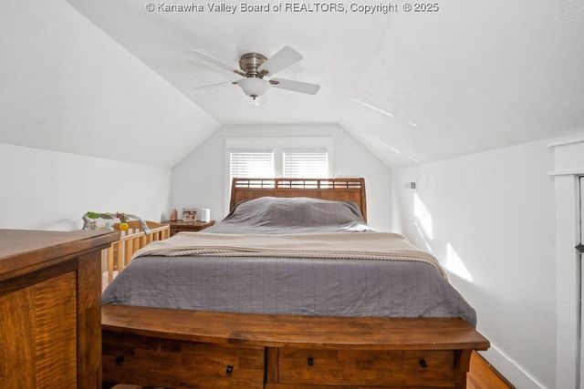 1814 Beechwood Drive, South Charleston, WV 25303