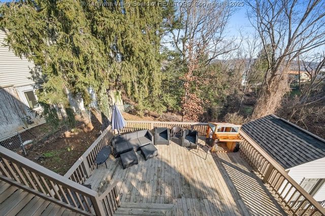 1814 Beechwood Drive, South Charleston, WV 25303