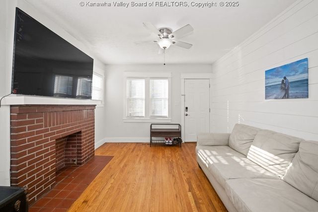 1814 Beechwood Drive, South Charleston, WV 25303