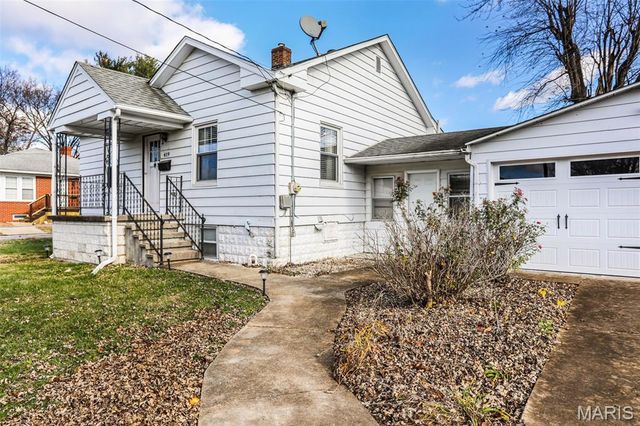 419 Park Drive, Bethalto, IL 62010