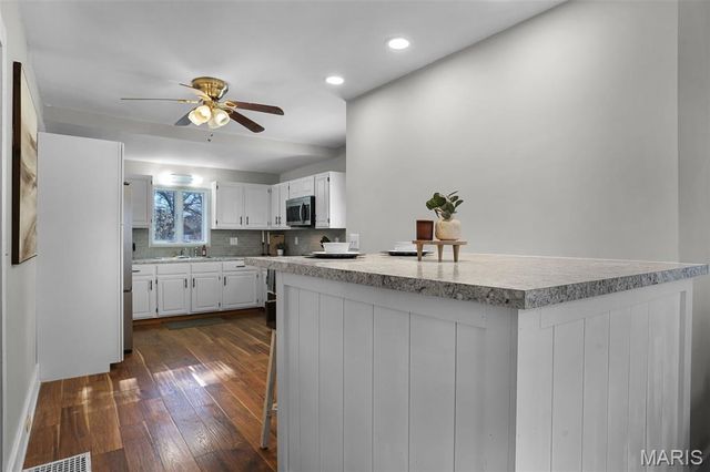 419 Park Drive, Bethalto, IL 62010