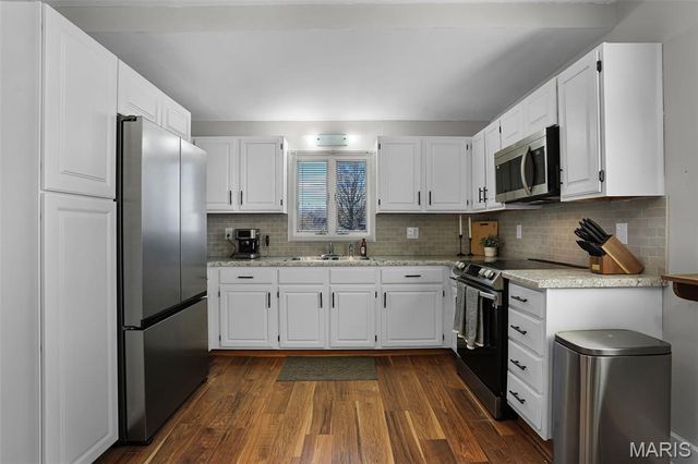 419 Park Drive, Bethalto, IL 62010