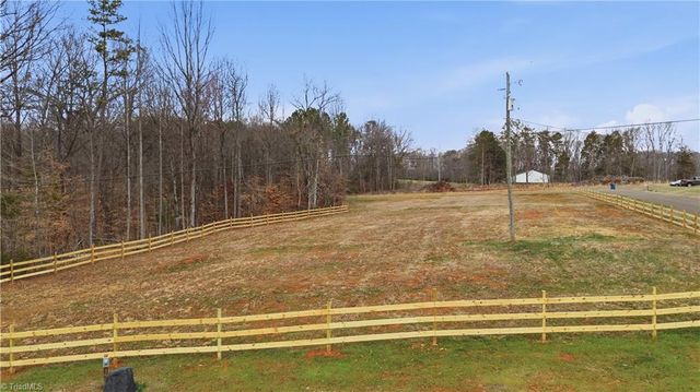 1140 Shelton Road, Yadkinville, NC 27055
