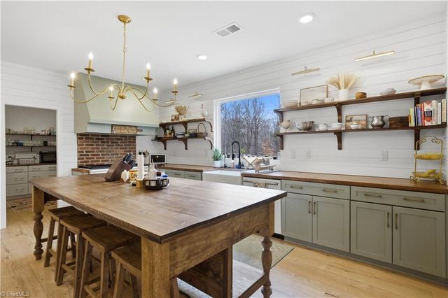 1140 Shelton Road, Yadkinville, NC 27055