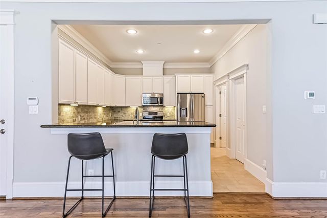 64 Island Passage, Galveston, TX 77554