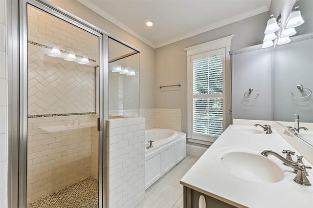 64 Island Passage, Galveston, TX 77554