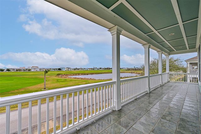 64 Island Passage, Galveston, TX 77554