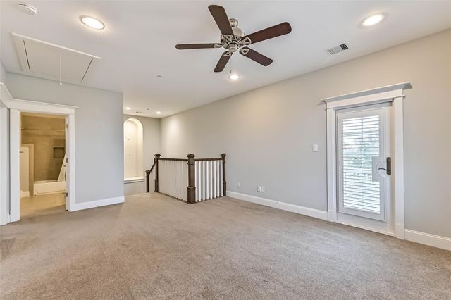 64 Island Passage, Galveston, TX 77554