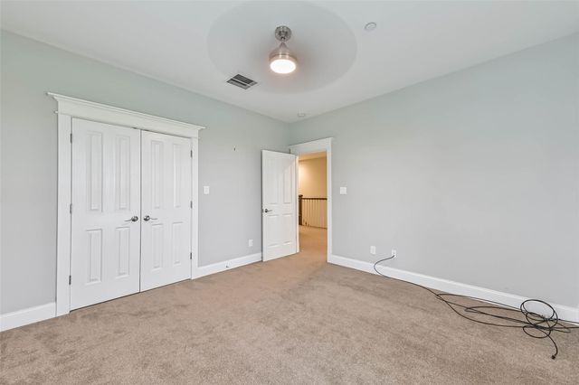 64 Island Passage, Galveston, TX 77554