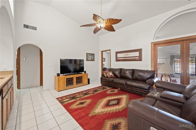 3516 Packsaddle Road, Kingman, AZ 86401