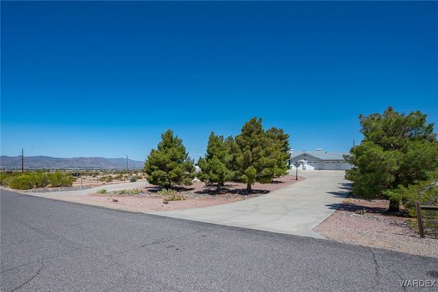 3516 Packsaddle Road, Kingman, AZ 86401