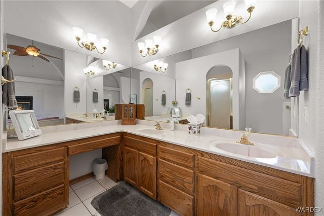 3516 Packsaddle Road, Kingman, AZ 86401