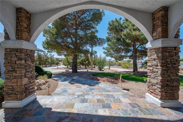 3516 Packsaddle Road, Kingman, AZ 86401