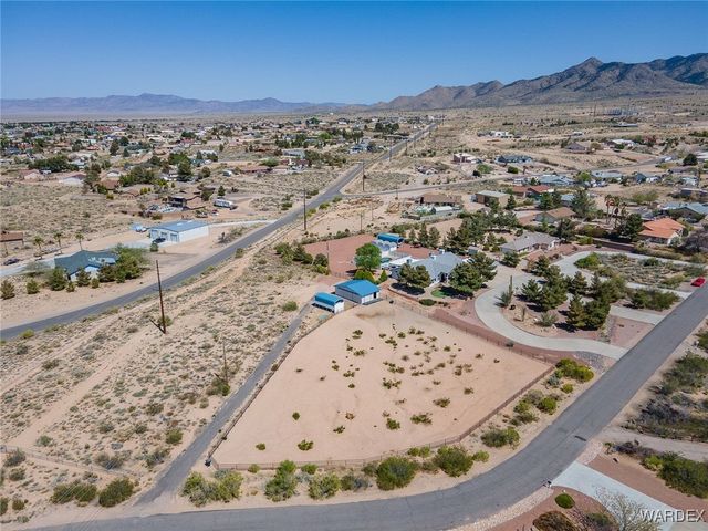 3516 Packsaddle Road, Kingman, AZ 86401