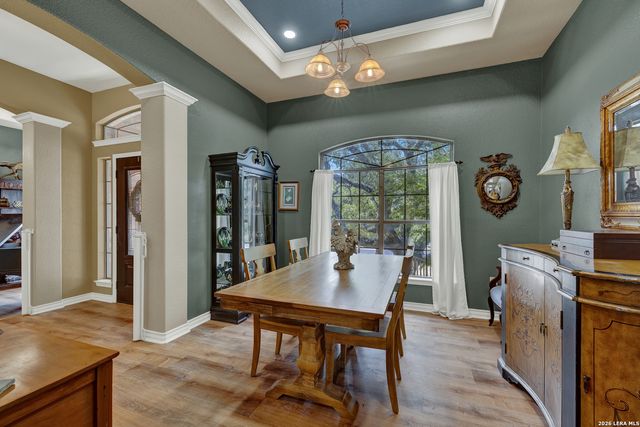 257 Berry Oaks Dr, Bulverde, TX 78163
