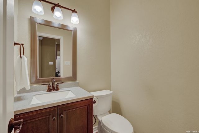 257 Berry Oaks Dr, Bulverde, TX 78163