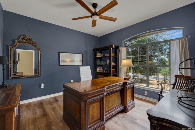 257 Berry Oaks Dr, Bulverde, TX 78163