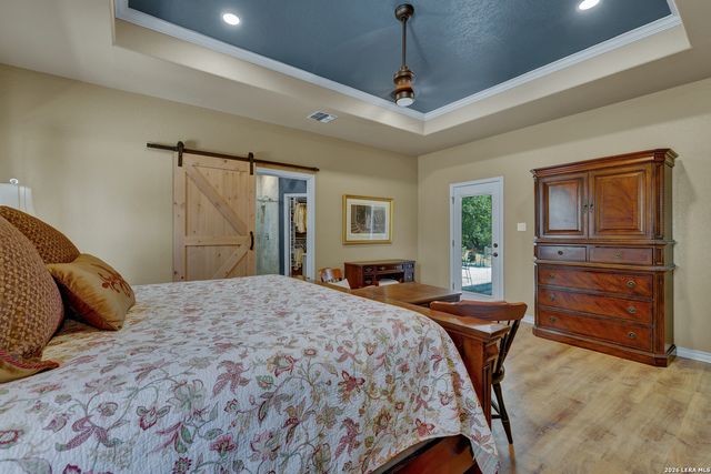 257 Berry Oaks Dr, Bulverde, TX 78163