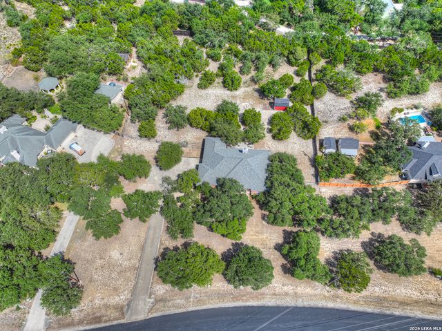 257 Berry Oaks Dr, Bulverde, TX 78163