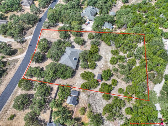 257 Berry Oaks Dr, Bulverde, TX 78163
