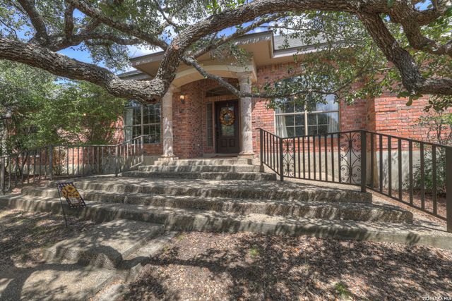257 Berry Oaks Dr, Bulverde, TX 78163