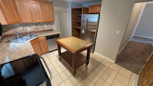 202 Cheyenne Boulevard, Colorado Springs, CO 80905