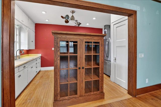 1110 Gilson Street, Madison, WI 53715