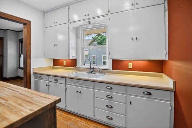 1110 Gilson Street, Madison, WI 53715
