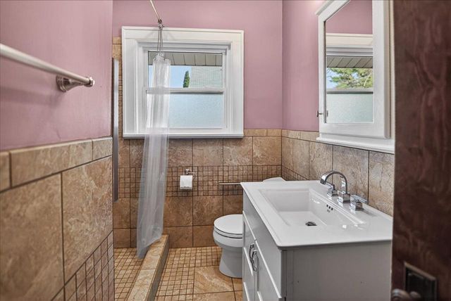 1110 Gilson Street, Madison, WI 53715