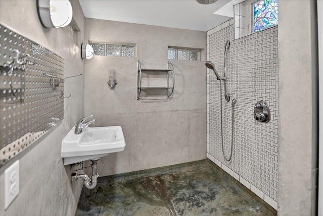 1110 Gilson Street, Madison, WI 53715