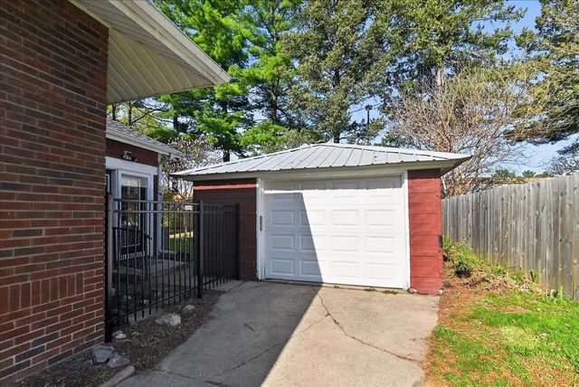 1110 Gilson Street, Madison, WI 53715